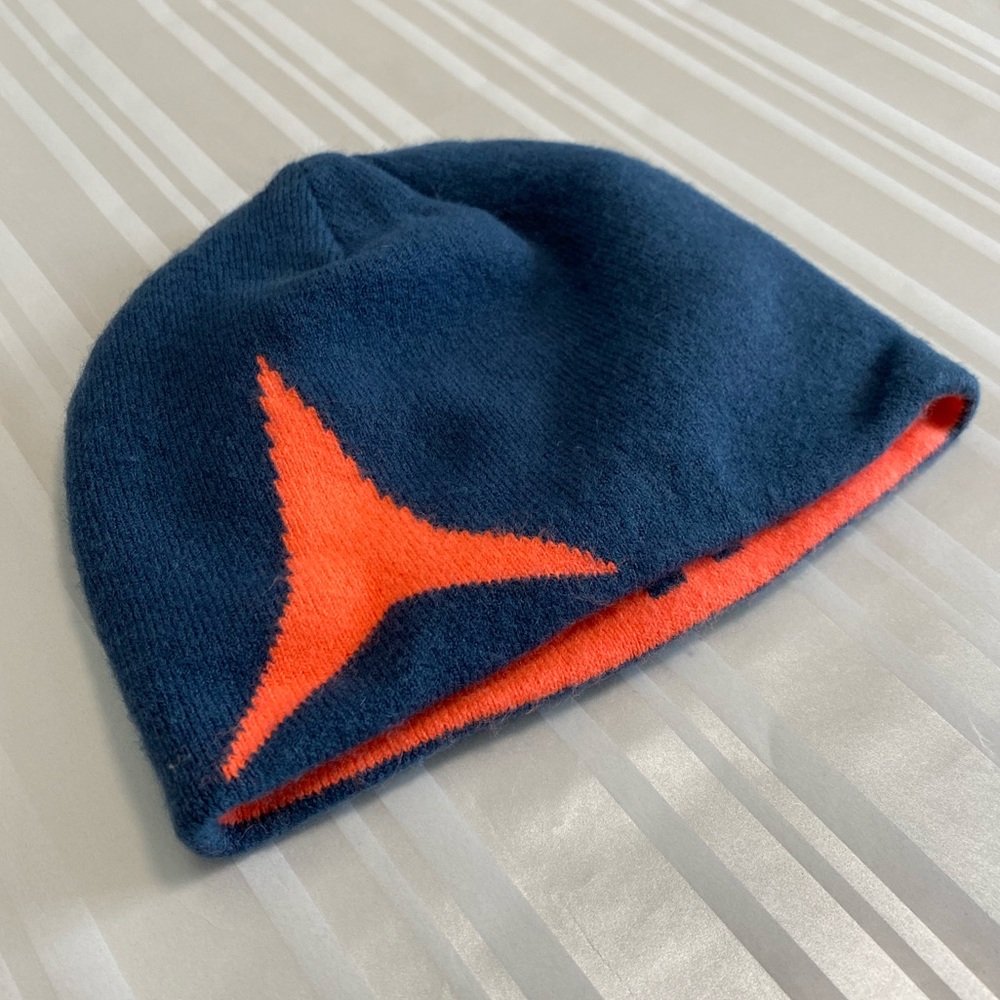 COPY - NWOT Atomic Reversible Beanie